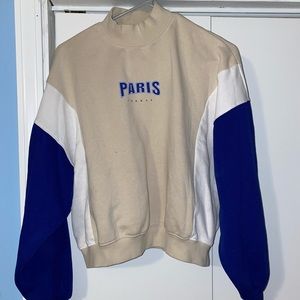 Long sleeve crewnecks sweatshirt!